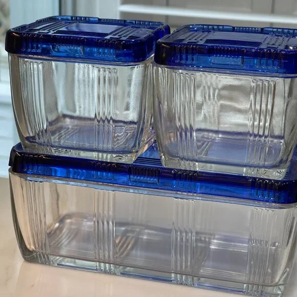 Vintage 1940s Hazel Atlas Refrigerator Dish Set (6 total pieces)